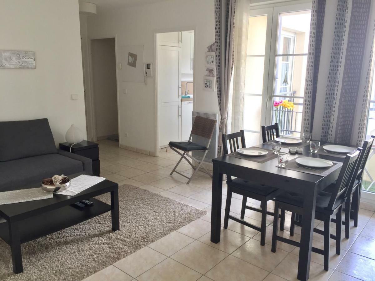 Julie'S Apartment Disneyland Serris Ngoại thất bức ảnh